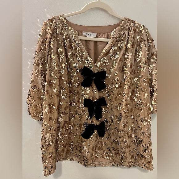 THML Shine Bright Sequin Bow Top - Picture 7 of 13